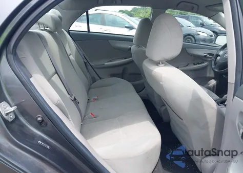 2010 Toyota Corolla Le z USA, uszkodzony, nr VIN 2T1BU4EE7AC352816